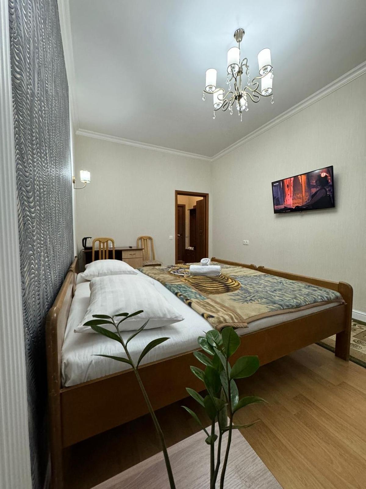 Mini-Hotel Sultan Astana Bagian luar foto